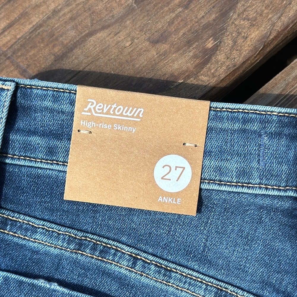 RevTown Jeans 27A NWT - Picture 2 of 8